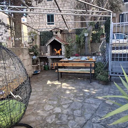 Old Town Sole Apartman Split