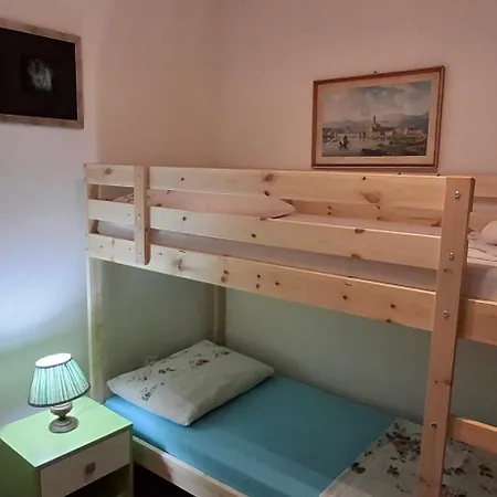 Old Town Sole Сплит