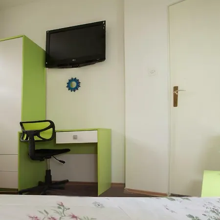 Old Town Sole Сплит