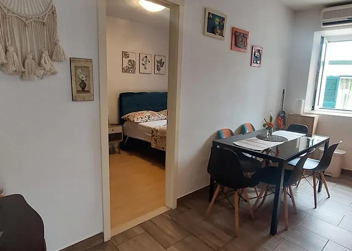 Old Town Sole Apartman