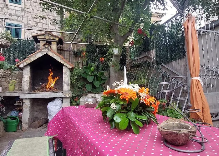Old Town Sole Apartman